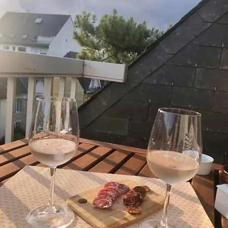 Bright Cocoon With Terrace Near * Ла-Боль-Эскублак