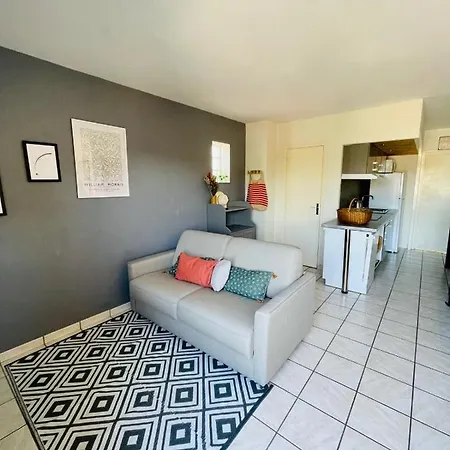 Bright Cocoon With Terrace Near