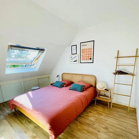 Bright Cocoon With Terrace Near *